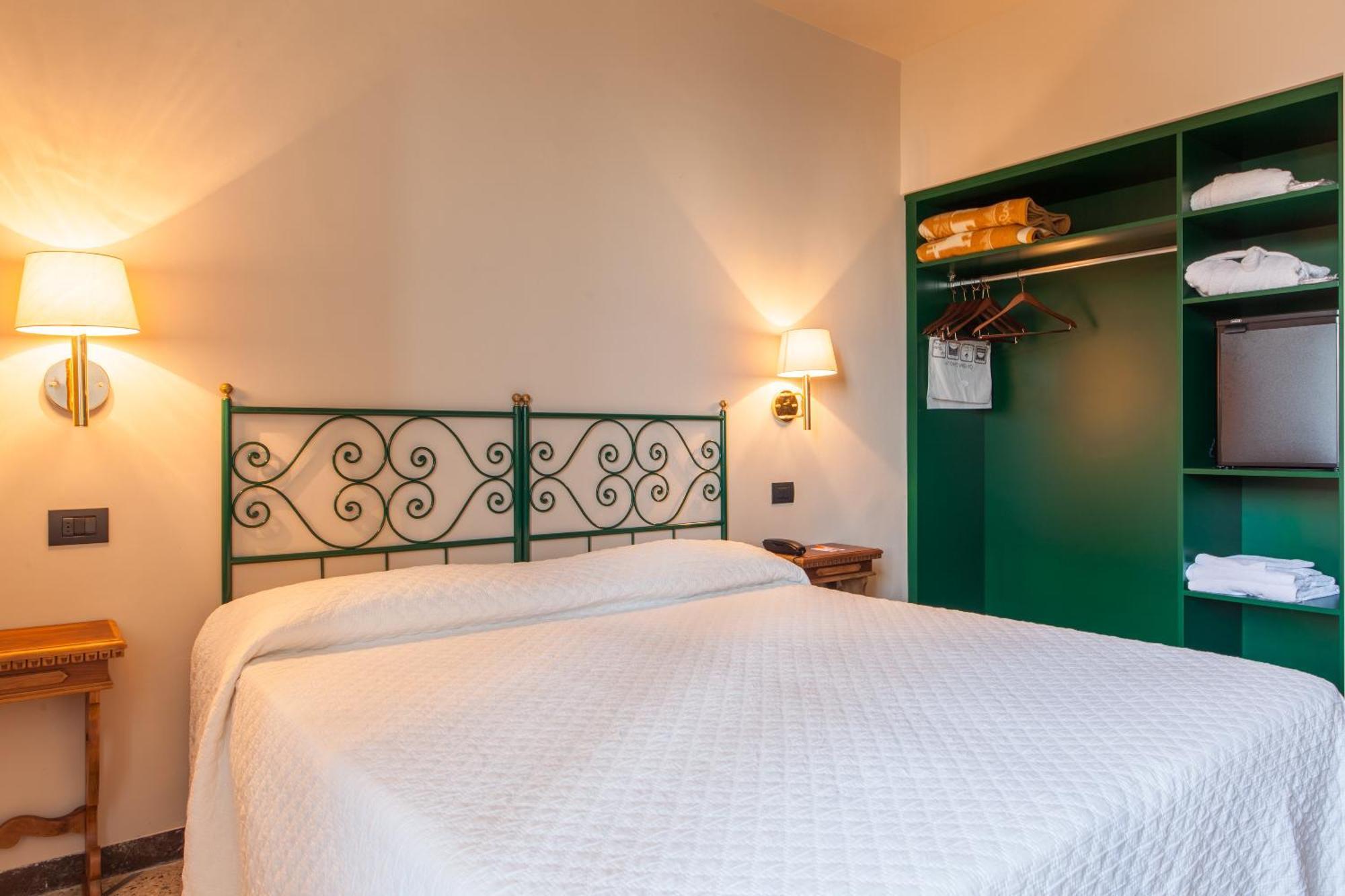 Hotel Titano San Marino Exteriör bild