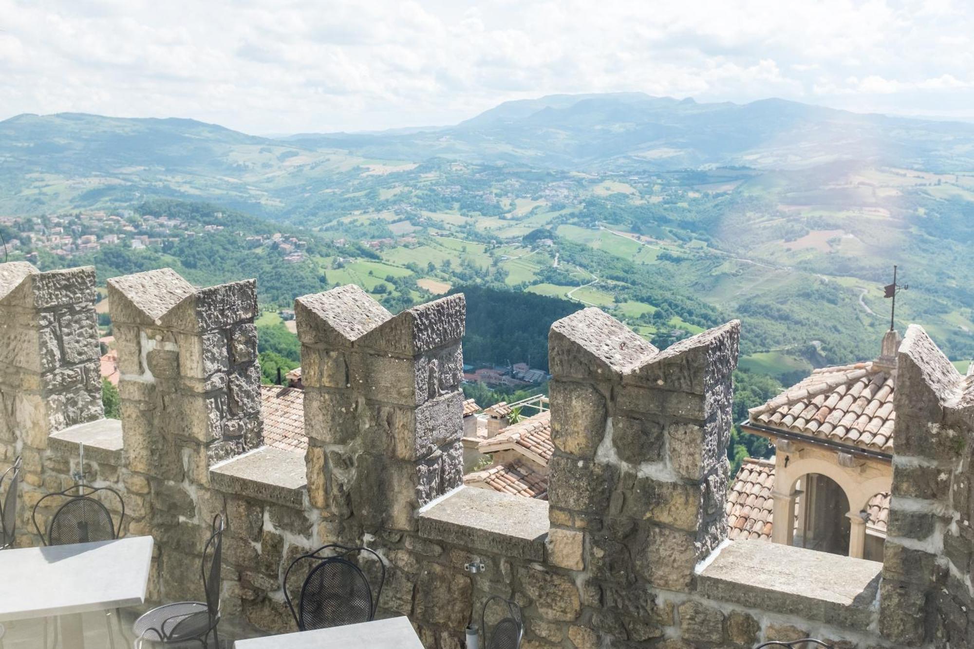 Hotel Titano San Marino Exteriör bild