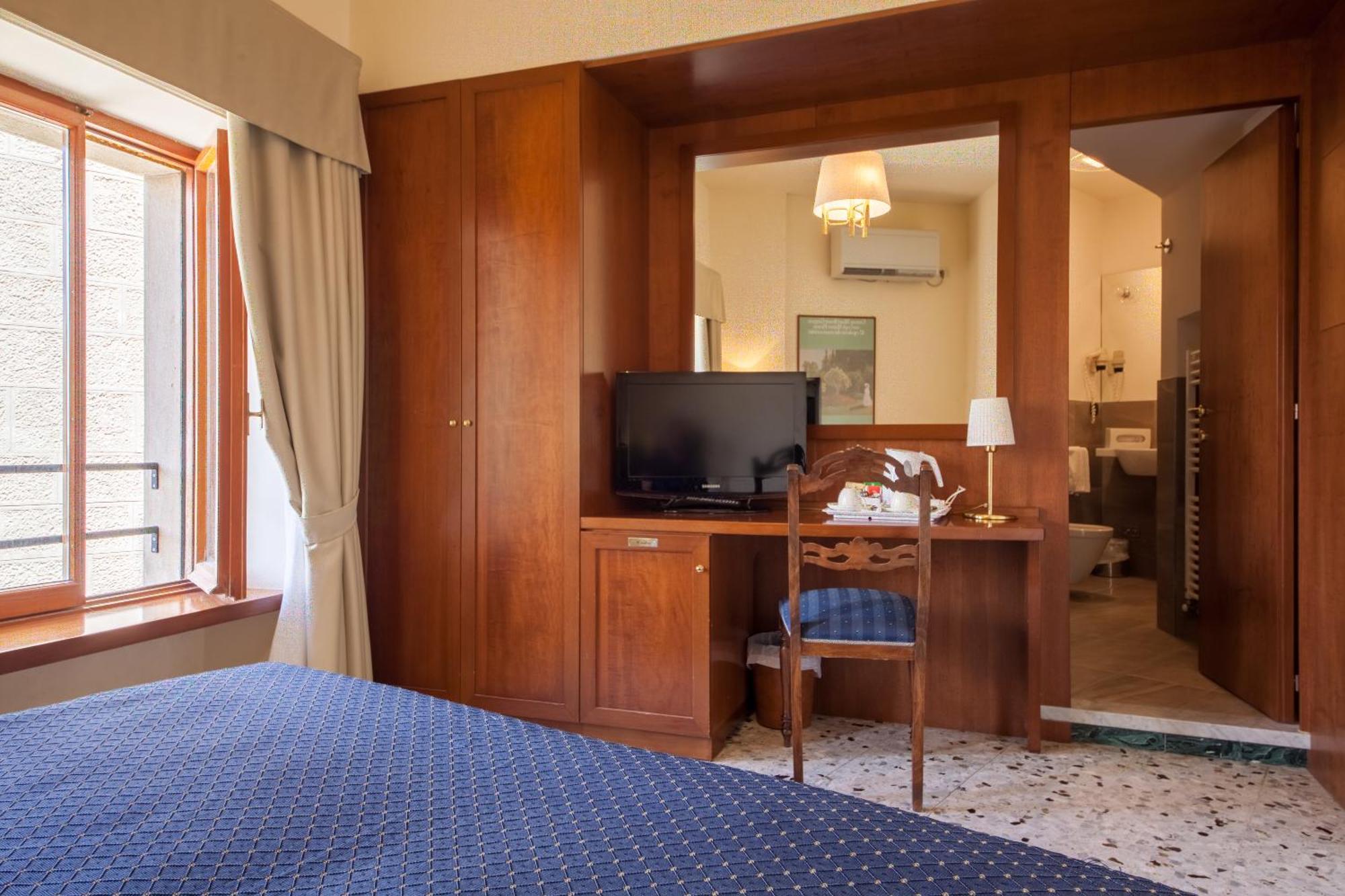 Hotel Titano San Marino Exteriör bild