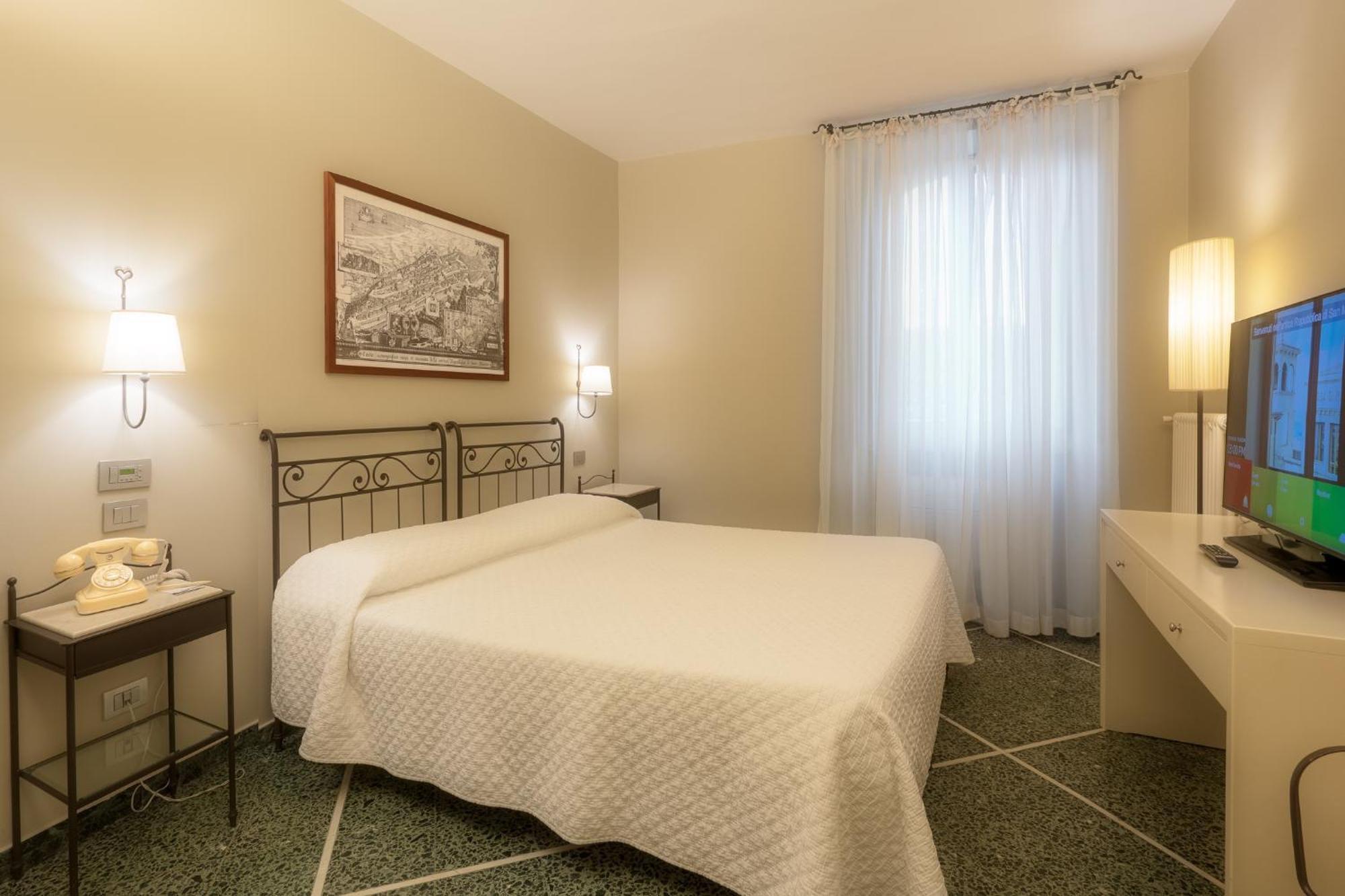 Hotel Titano San Marino Exteriör bild